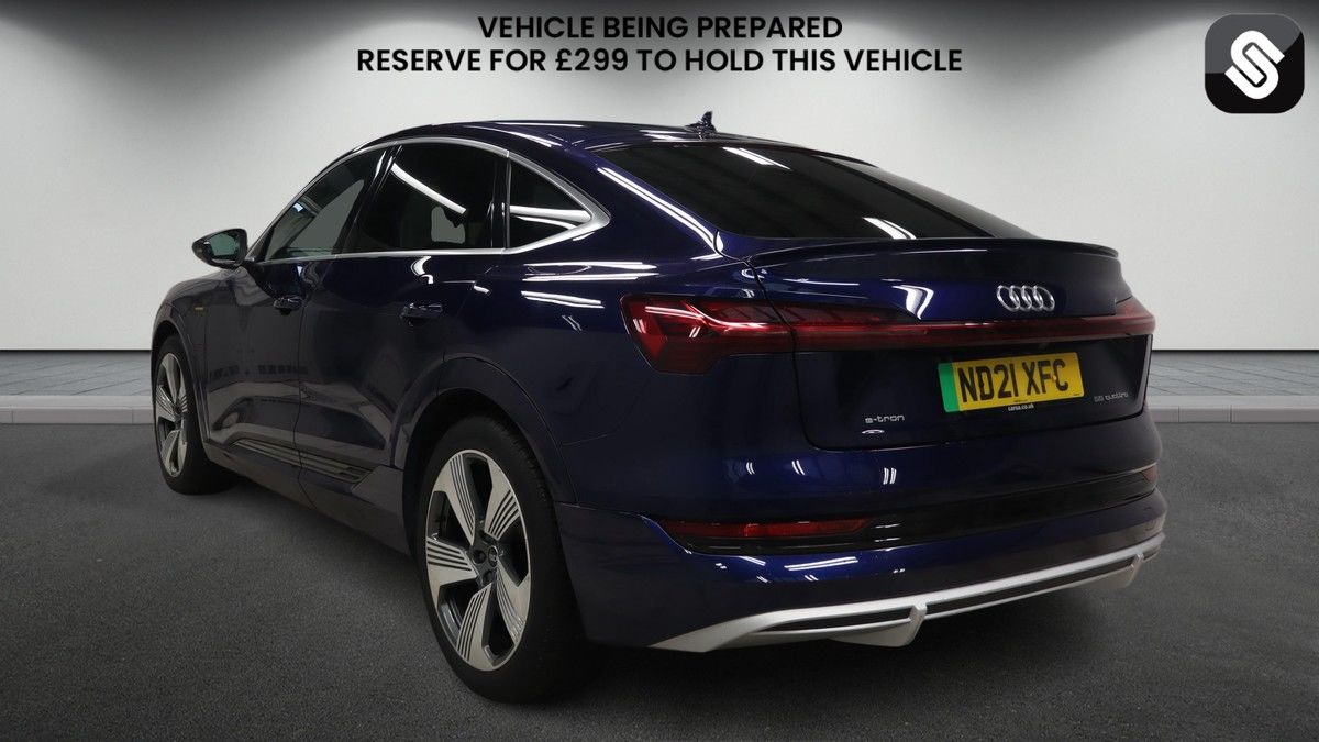 Audi e-tron Image 3