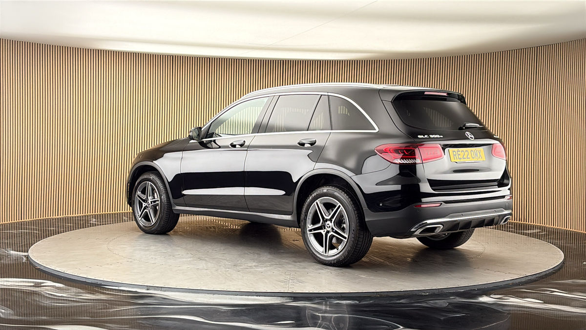 More views of Mercedes-Benz GLC