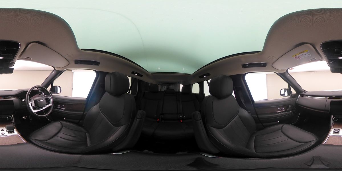 More views of Land Rover Range Rover