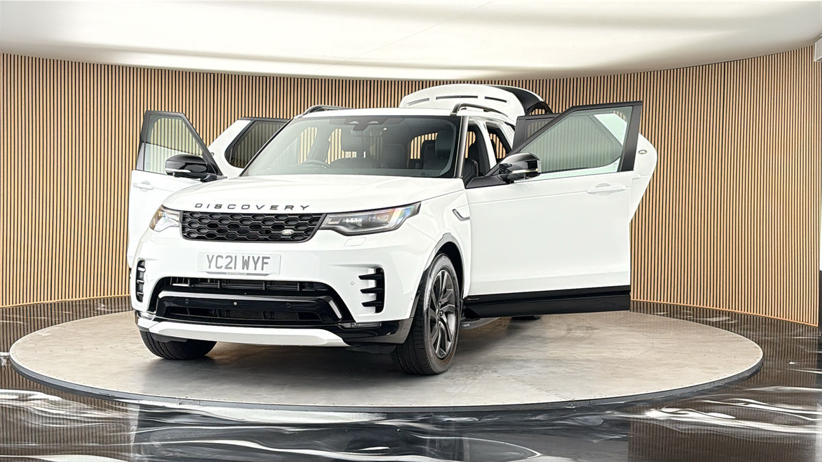 More views of Land Rover Discovery