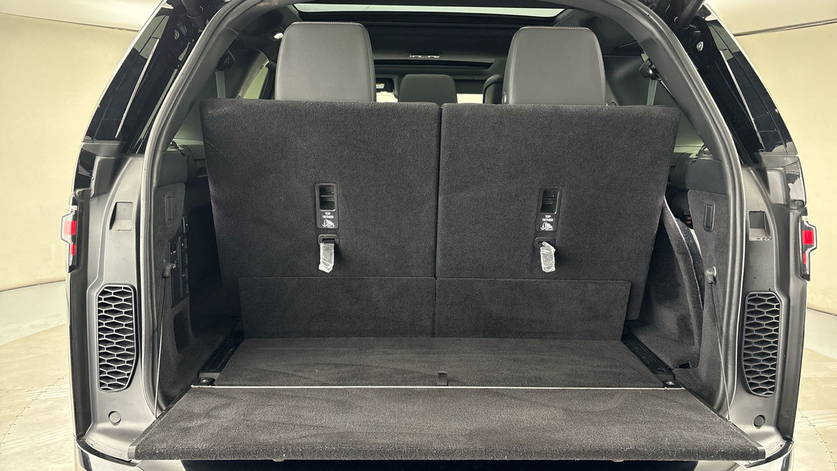 Land Rover Discovery Image 23