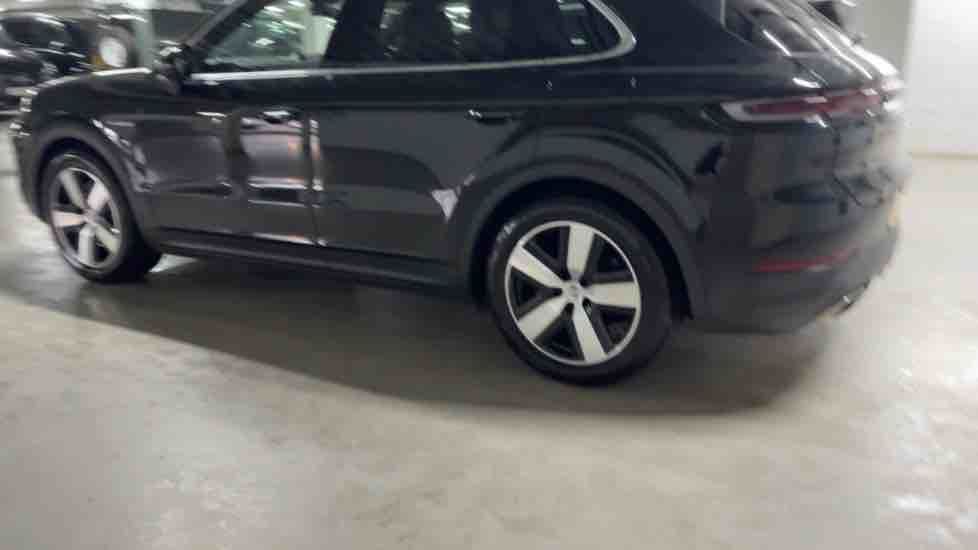 More views of Porsche Cayenne
