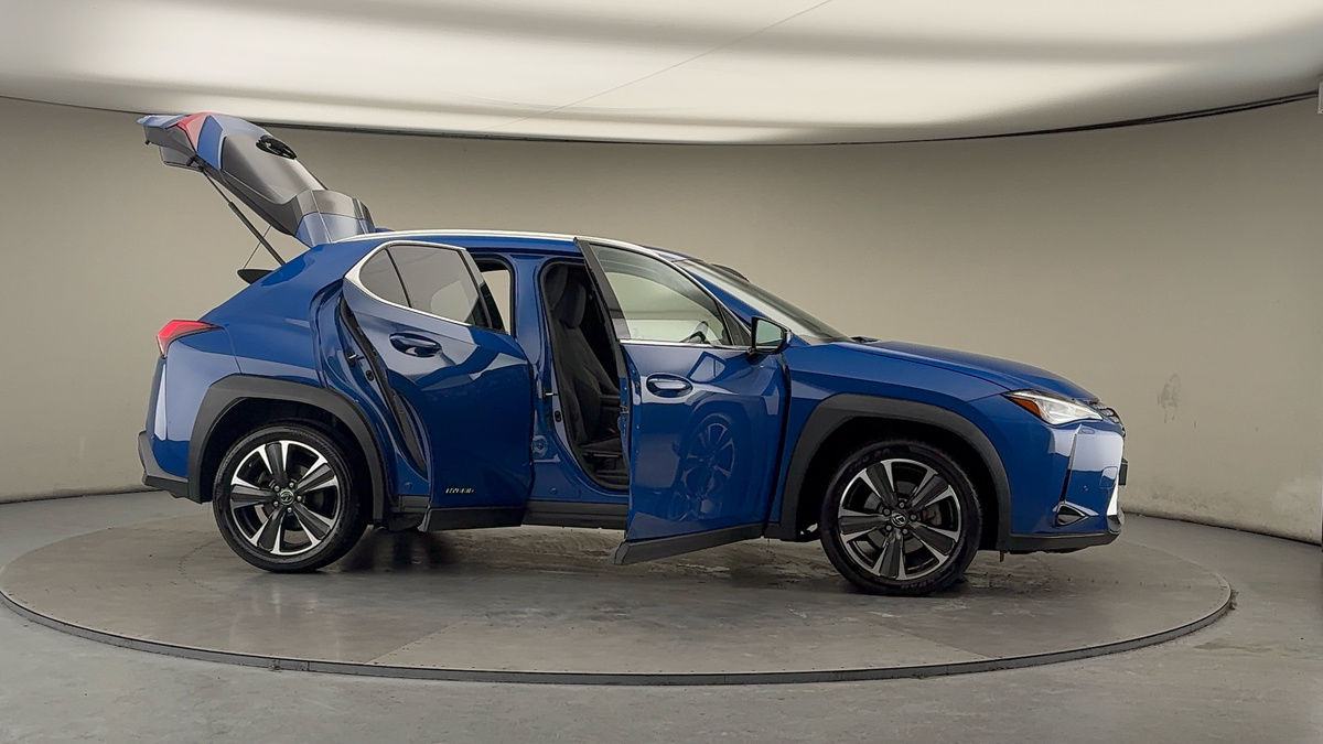 More views of Lexus UX