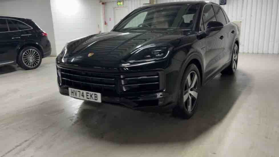 More views of Porsche Cayenne