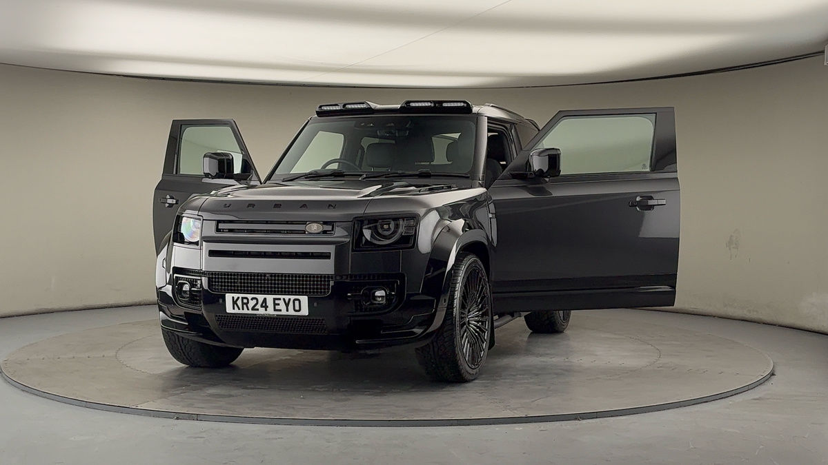 More views of Land Rover Defender 90