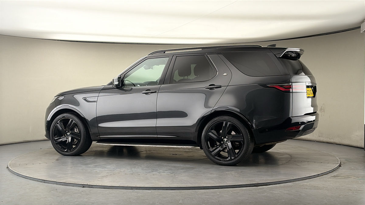 More views of Land Rover Discovery