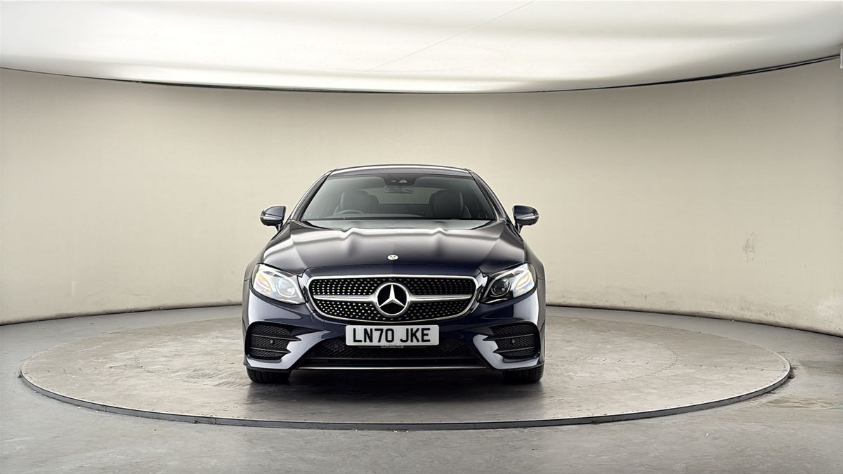 Mercedes-Benz E Class Image 3