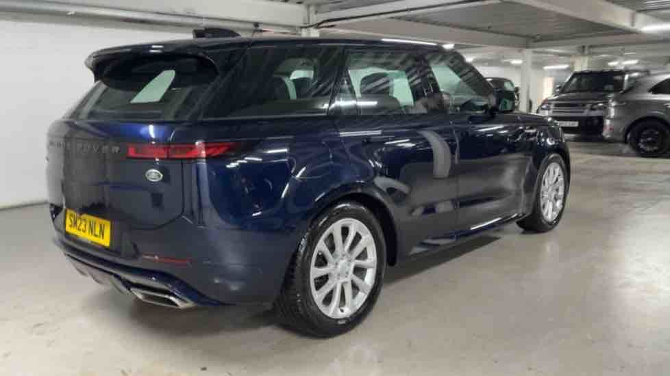 More views of Land Rover Range Rover Sport