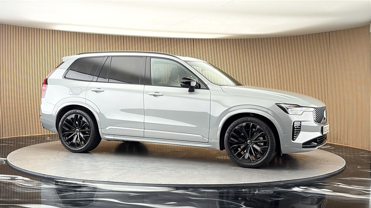 More views of Volvo XC90