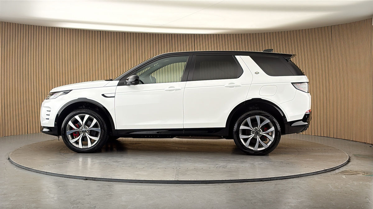 Land Rover Discovery Sport Image 15