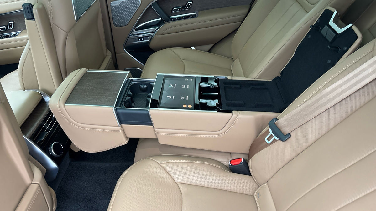 Land Rover Range Rover Image 9