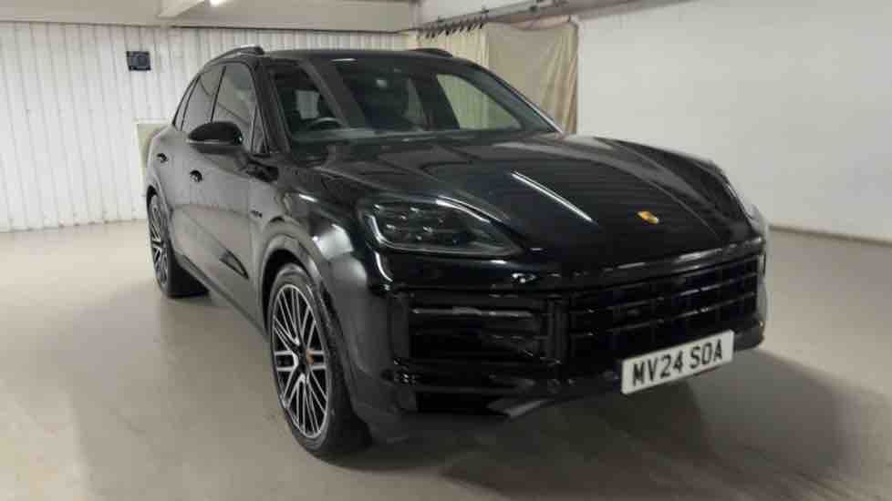 More views of Porsche Cayenne