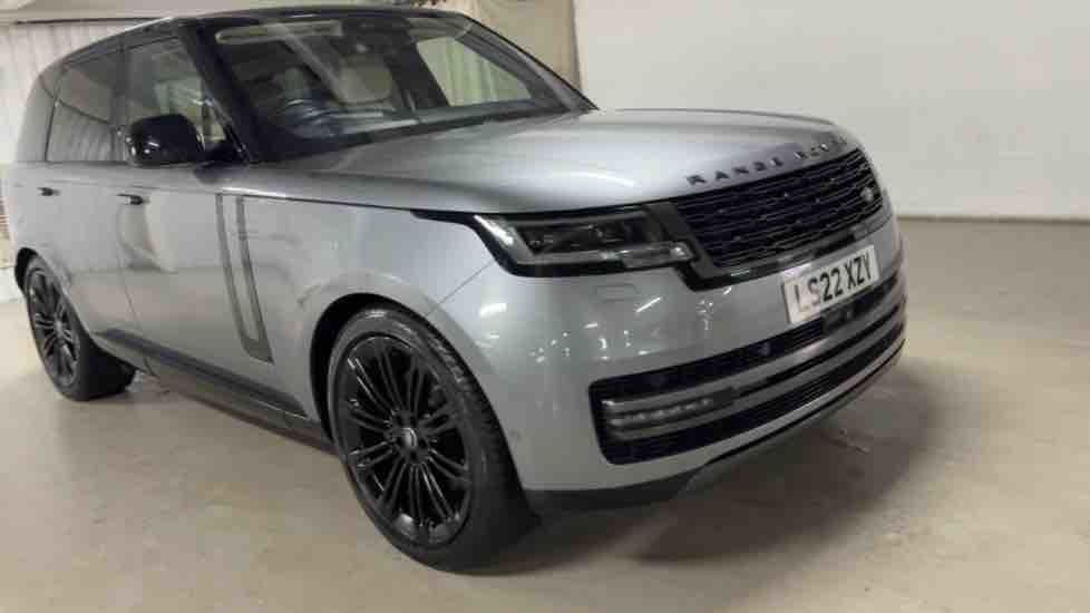 More views of Land Rover Range Rover