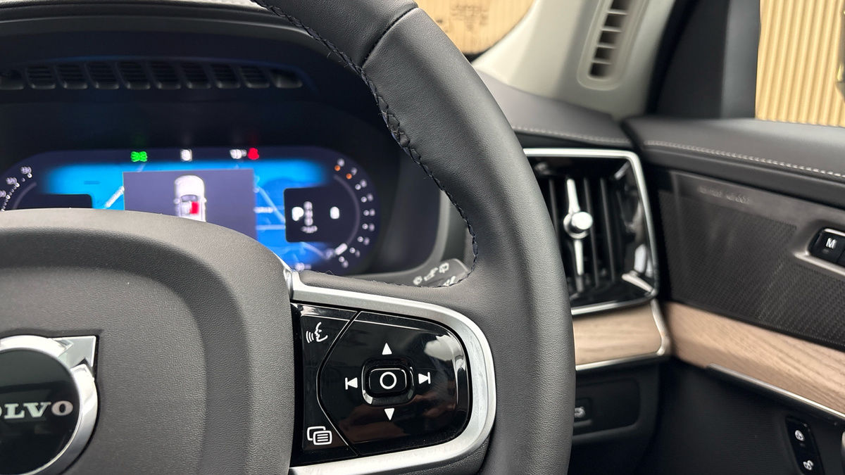 Volvo XC90 Image 14