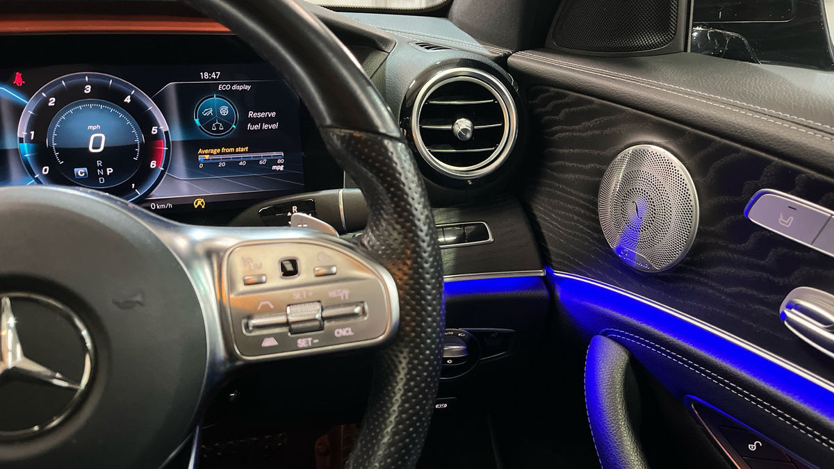 Mercedes-Benz E Class Image 14