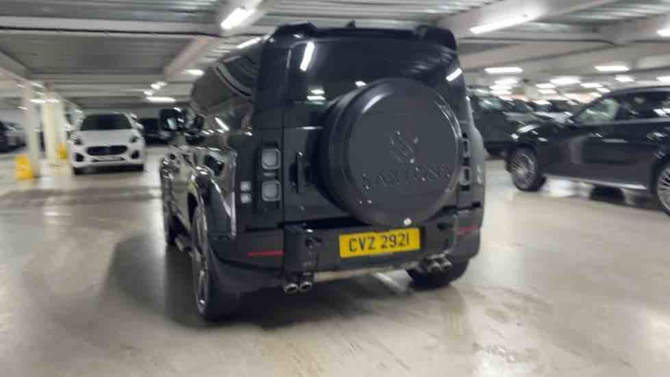 More views of Land Rover Defender 90