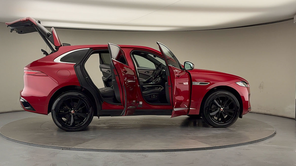 More views of Jaguar F-PACE