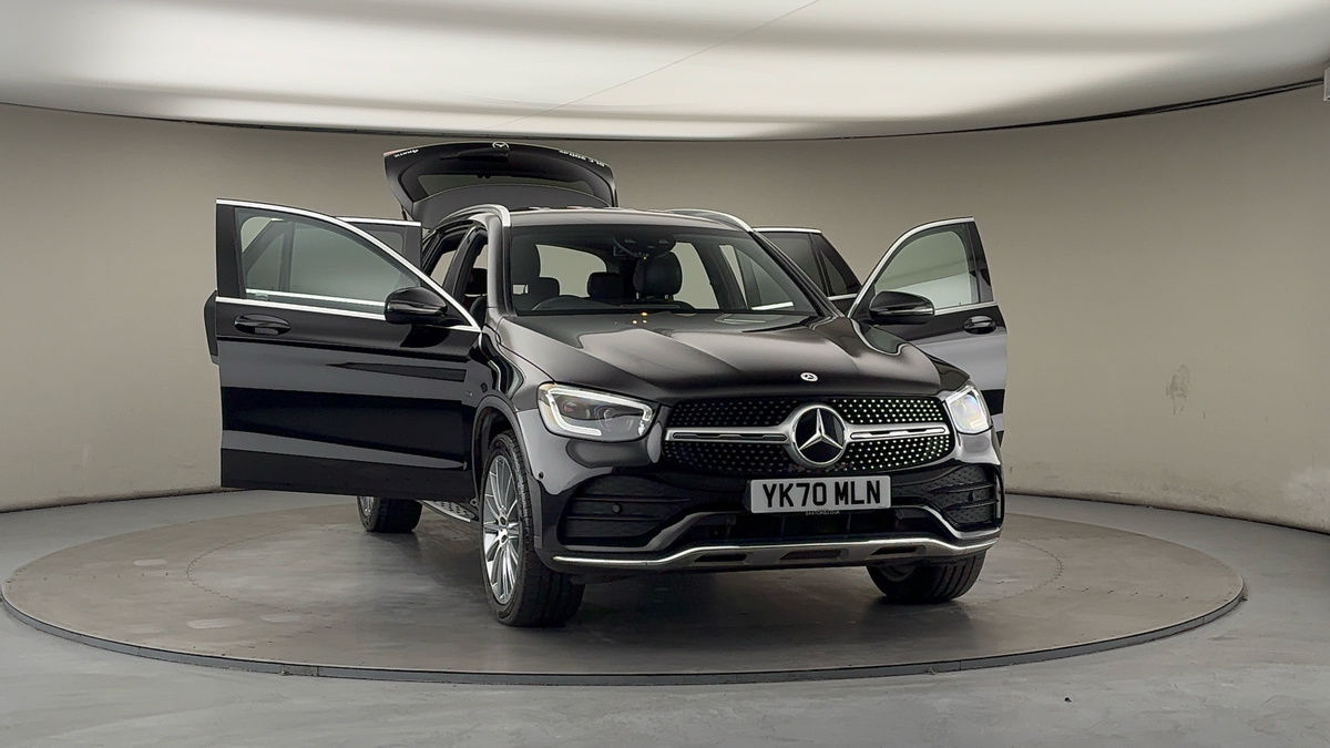 More views of Mercedes-Benz GLC