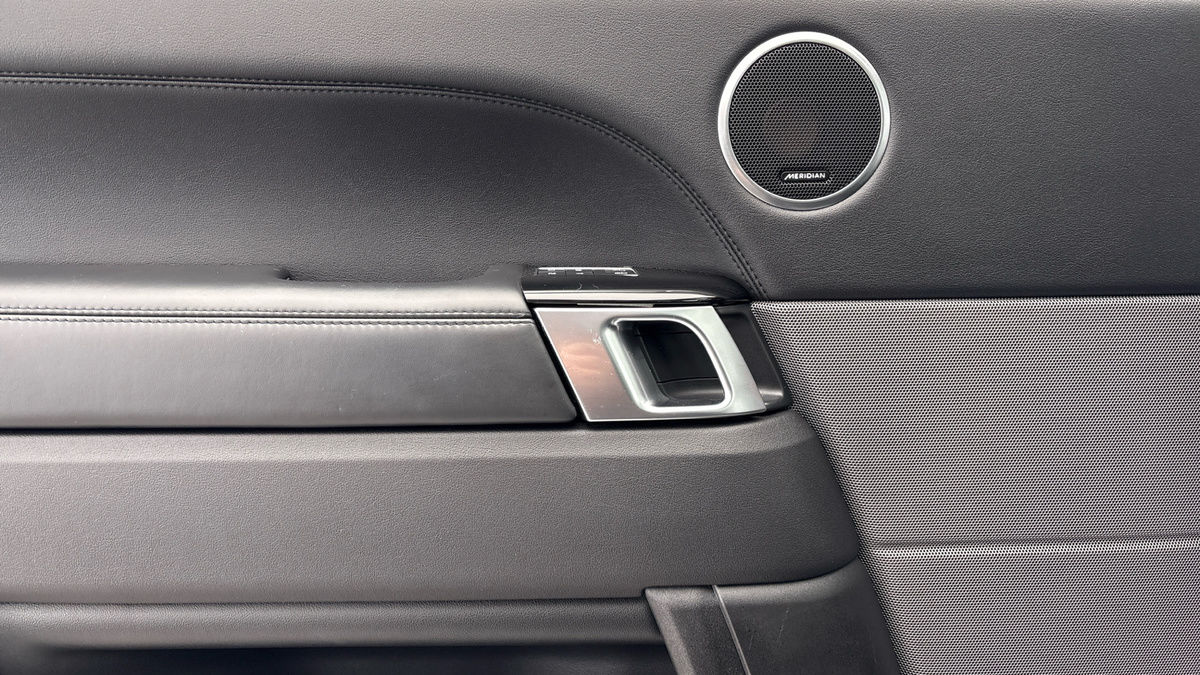 Land Rover Range Rover Sport Urban Image 19