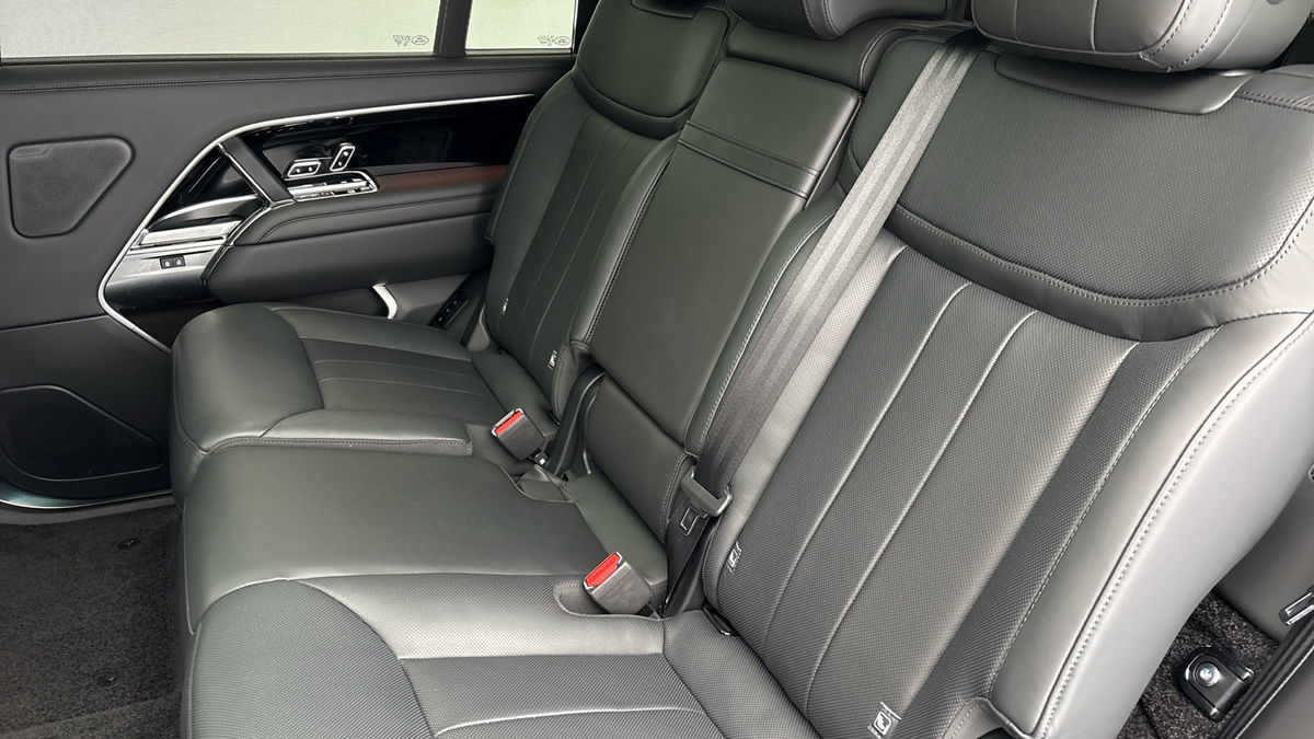 Land Rover Range Rover Image 8