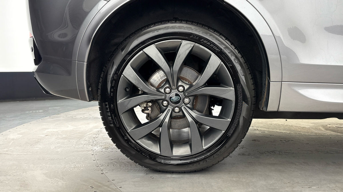 Land Rover Discovery Sport Image 10