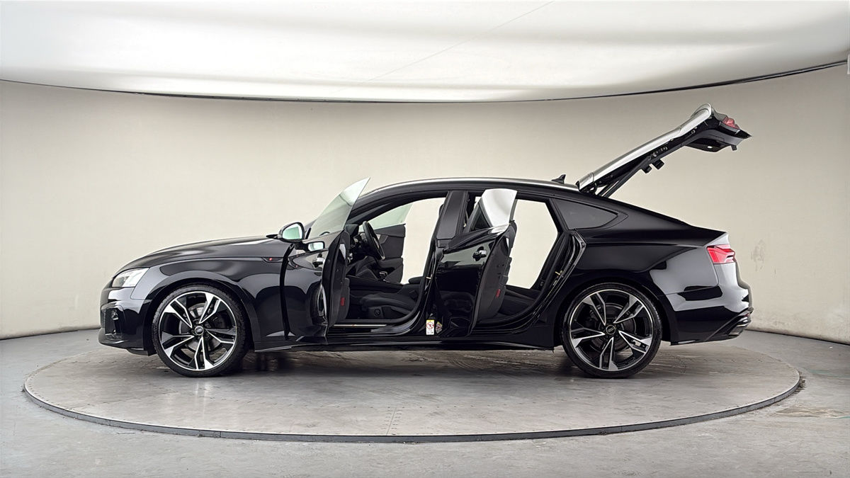 More views of Audi A5