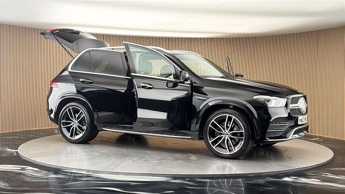 More views of Mercedes-Benz GLE
