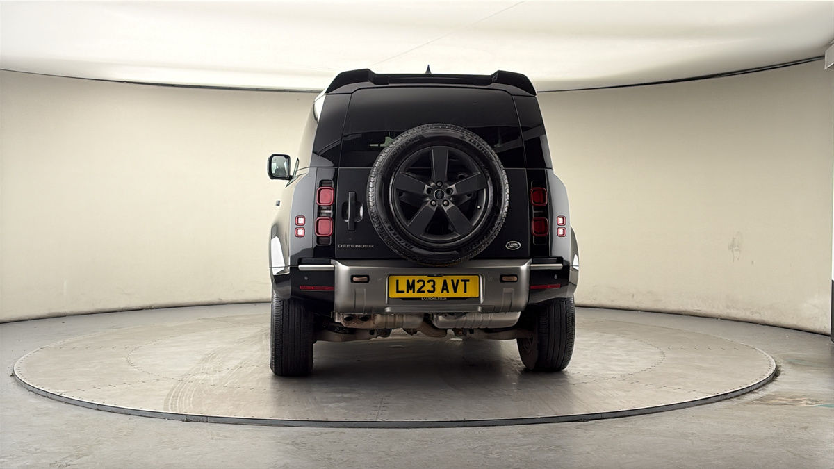 More views of Land Rover Defender 90