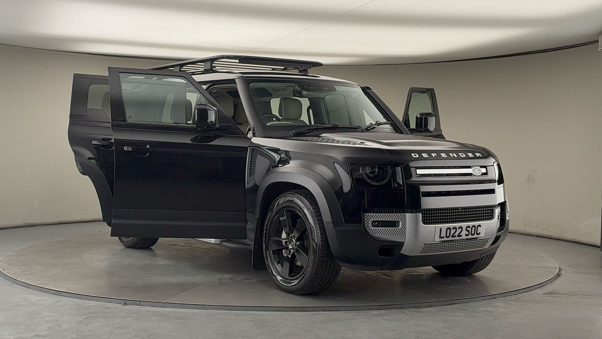 More views of Land Rover Defender 110