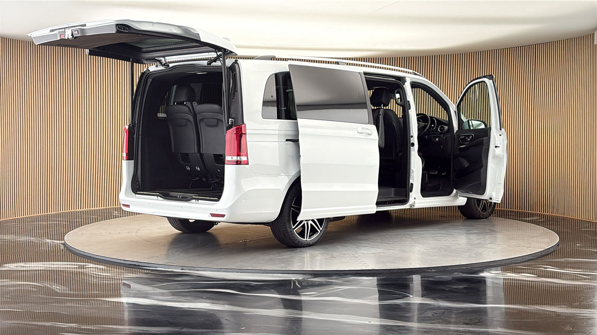 More views of Mercedes-Benz V Class