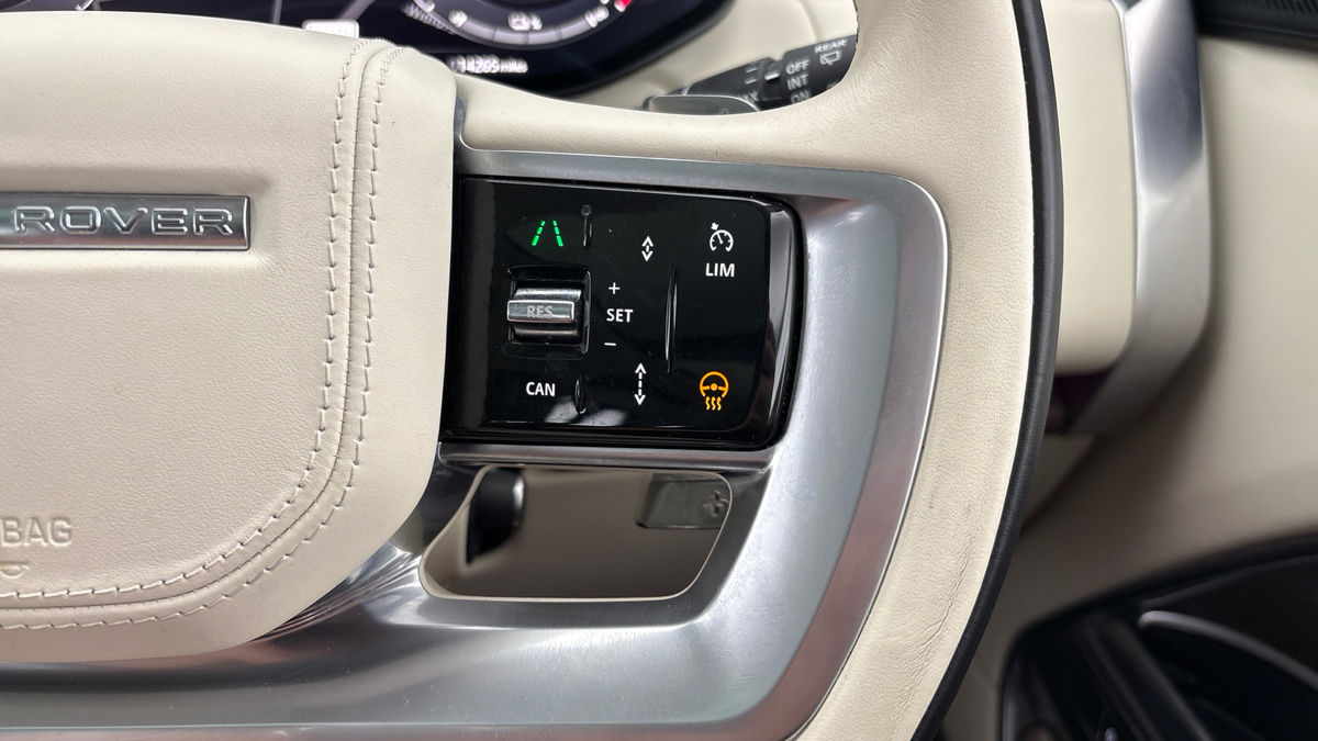 Land Rover Range Rover Image 14
