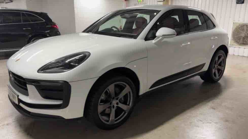 More views of Porsche Macan