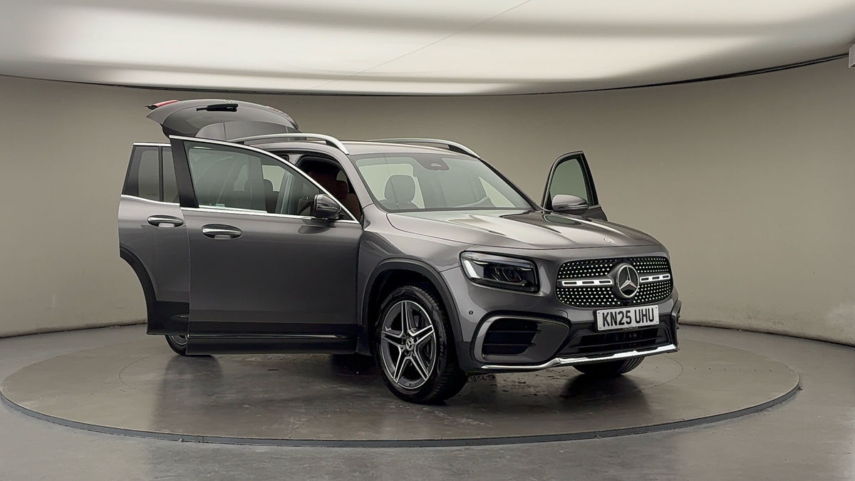 More views of Mercedes-Benz GLB