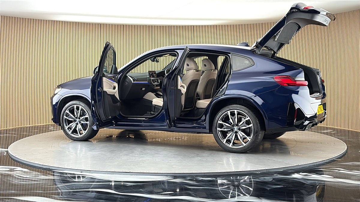 More views of BMW X4