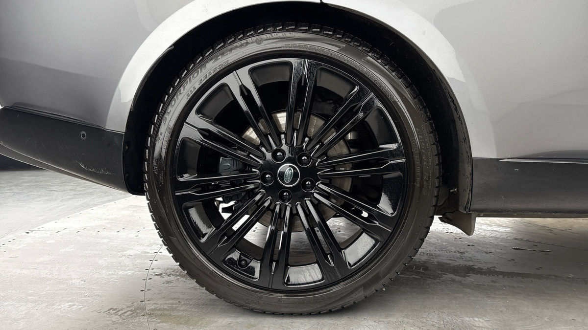 Land Rover Range Rover Image 10