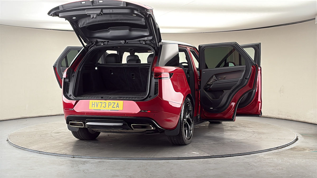 More views of Land Rover Range Rover Sport