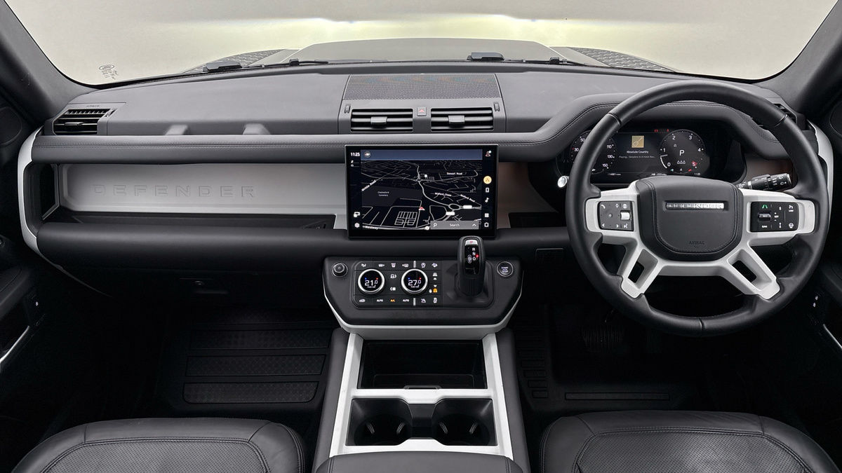 Land Rover Defender 90 Image 12