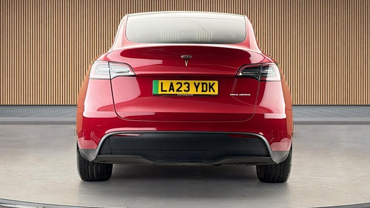 Tesla Model Y Image 4