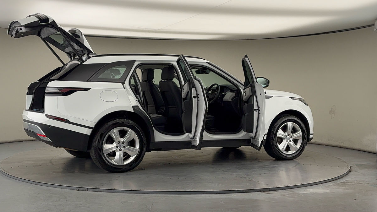 More views of Land Rover Range Rover Velar