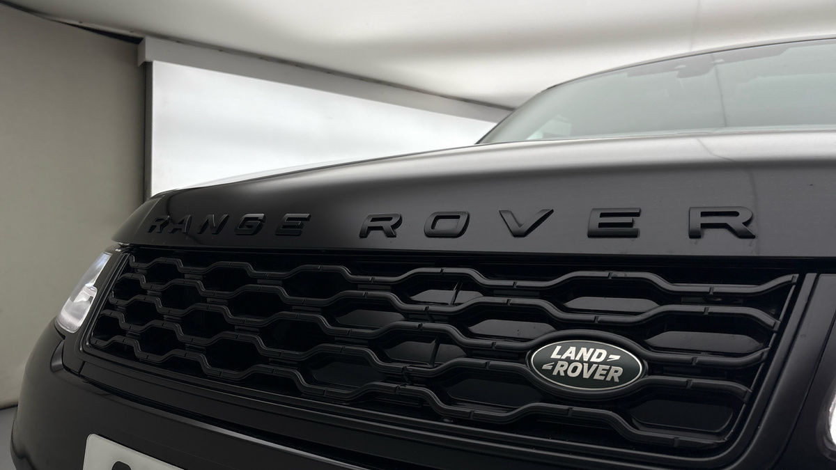 Land Rover Range Rover Sport Image 24