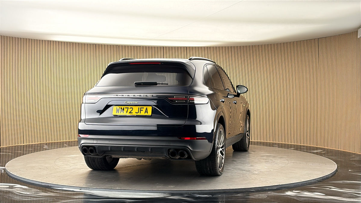 More views of Porsche Cayenne