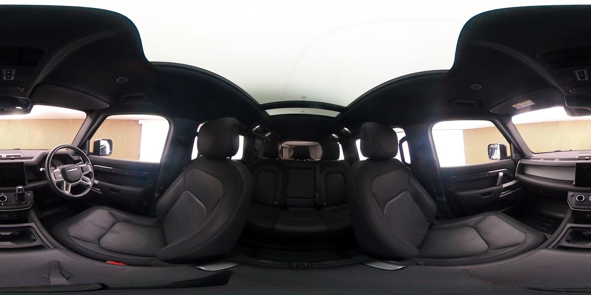 More views of Land Rover Defender 110