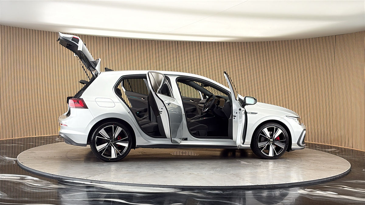 More views of Volkswagen Golf
