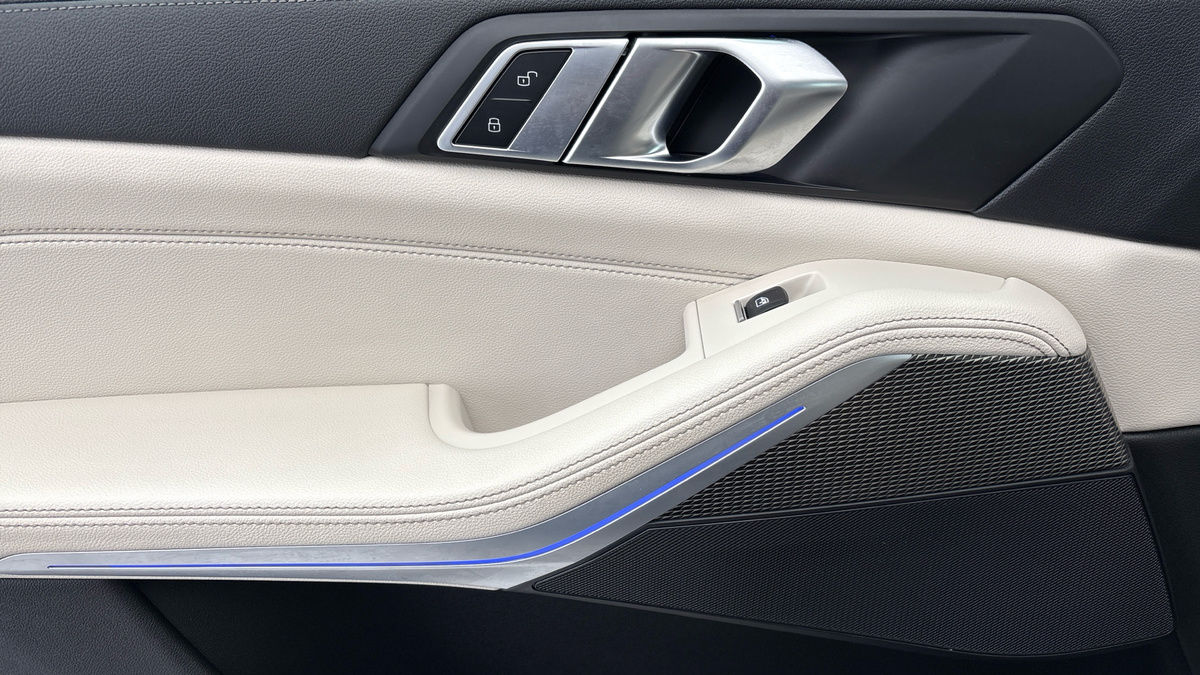 BMW X5 Image 19