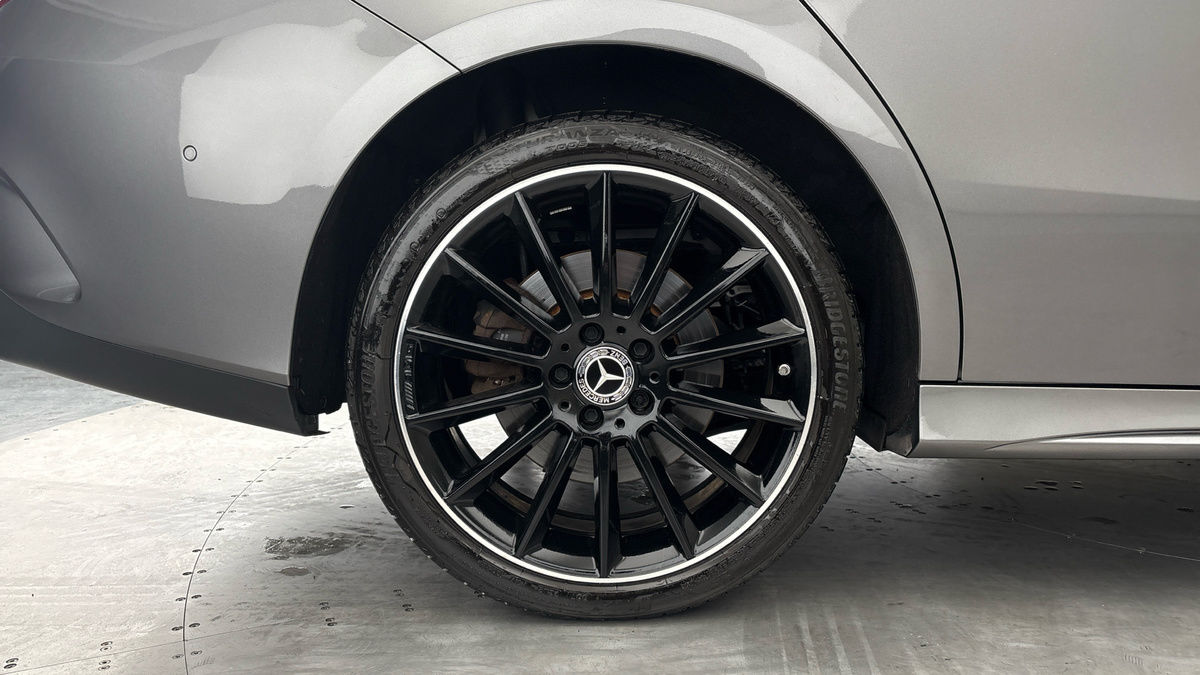 Mercedes-Benz CLA Image 10