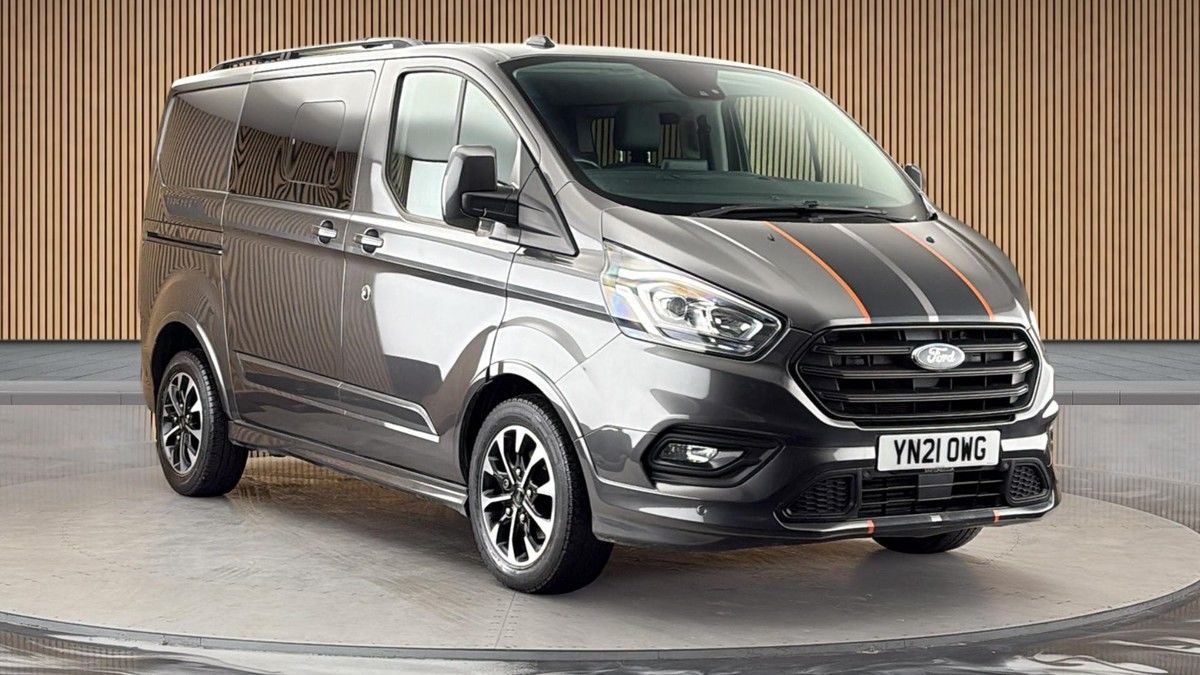 Ford Transit Custom Sticky Header Image