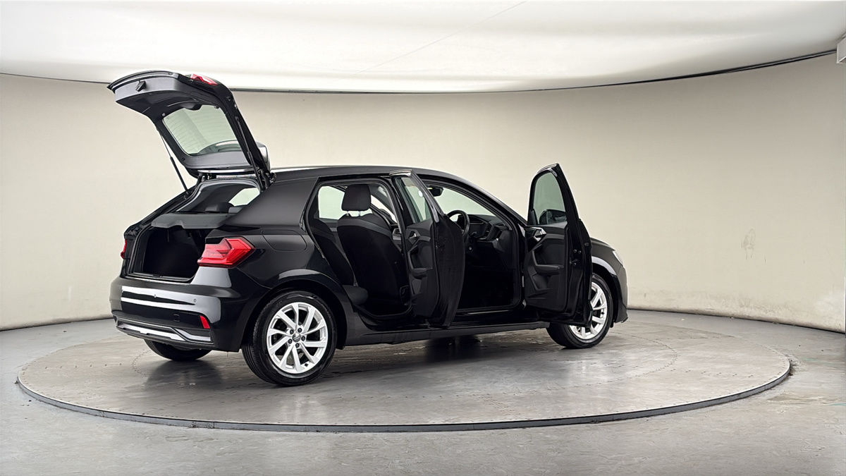 More views of Audi A1