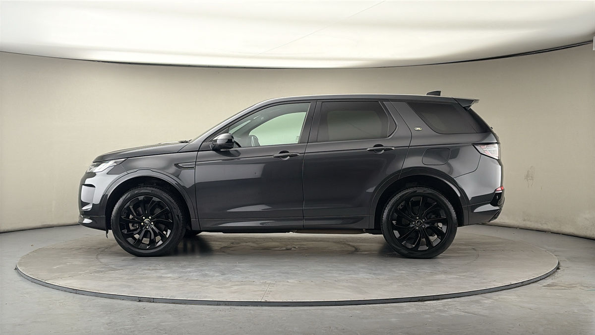 Land Rover Discovery Sport Image 15