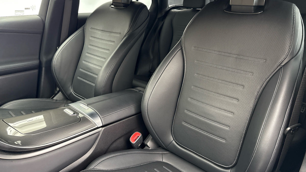 Mercedes-Benz GLC Image 7