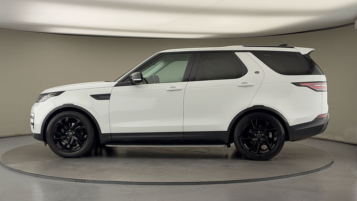 More views of Land Rover Discovery